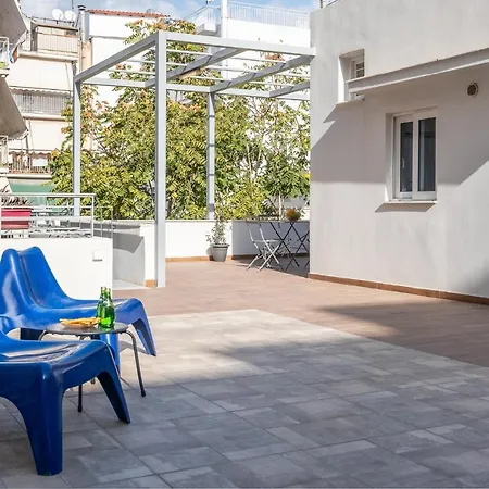 Central5 Boutique Apartments With Common Garden Next To Metro-3